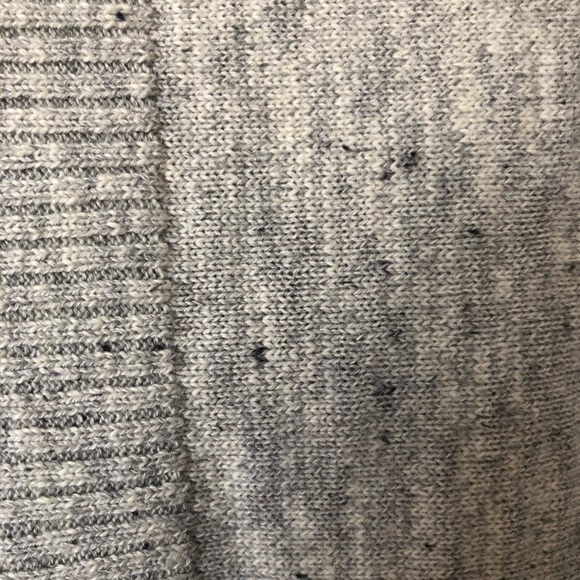 Banana Republic cardigan - cream w black specks - Picture 3 of 4